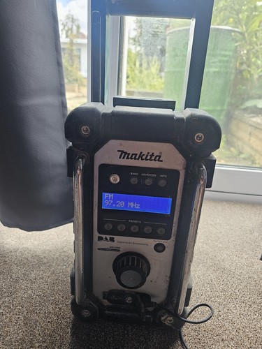 Makita dmr104 dab job - dab, am/fm