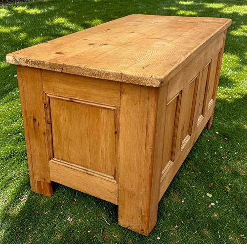 Solid pitch pine - solid, /