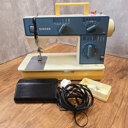 Vintage singer 3003 - vintage, electric