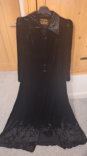 Vintage black velvet - vintage,