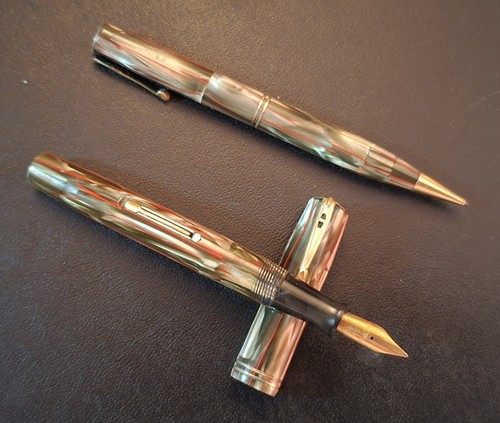 Waterman 351 fountain - 351-v,