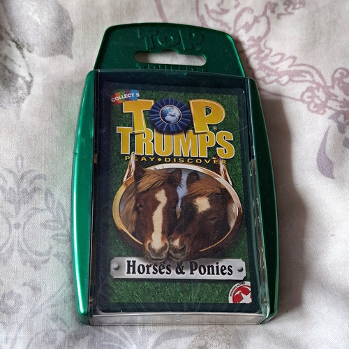 Winning moves top trumps - top,