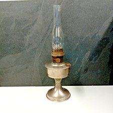 Vintage Super Aladdin Oil Lamp – Decorative Collectible Display Piece