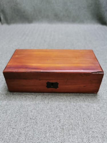 Antique wooden keepsake box - keepsake,