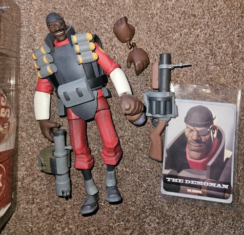 Rare officially licensed - rare, neca