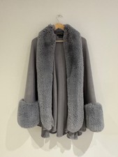 Frank Usher Grey Knit Cape