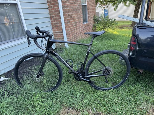 Medium 2023 giant - medium, defy