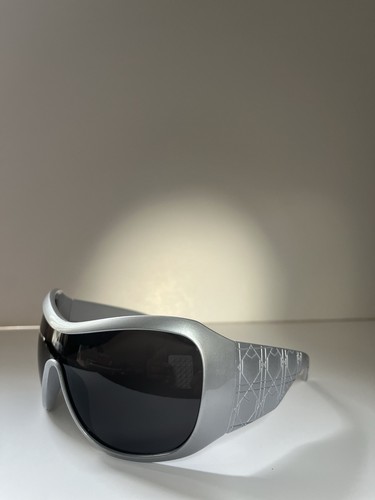 Oversized silver frame - silver, rounded