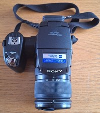 Sony Cyber-shot DSC-R1 10.3MP Digital Camera with Charger, Case, Spare Battery