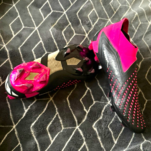 Adidas predator football boots - football,