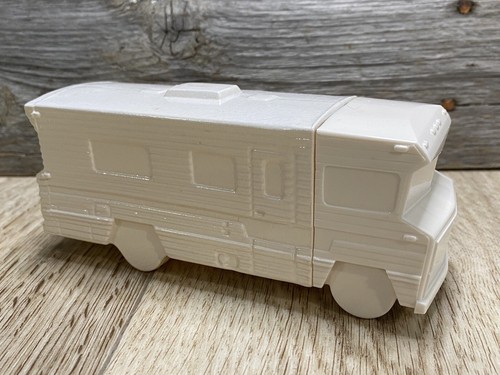 Avon winnebago motor home - winnebago, wild