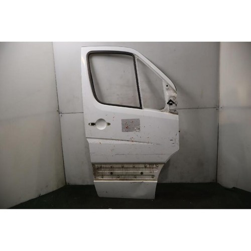 Front door mercedes - front,