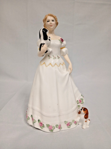 Beautiful vintage royal - beautiful,