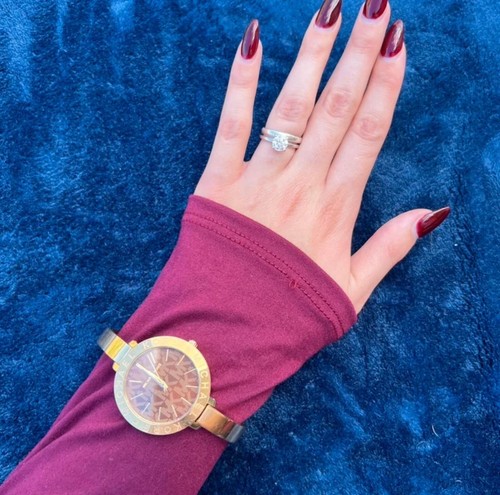 Woman michael kors watch - michael,