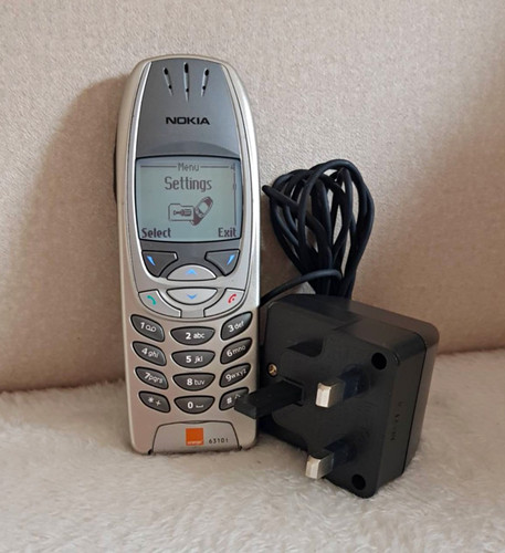 Nokia 6310i silver black - nokia,
