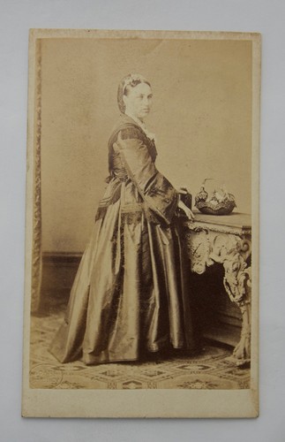 Cdv 19th century lady - 19th,