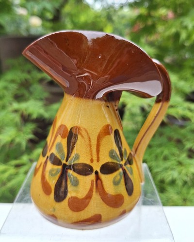Torquay pottery dresser style - torquay,