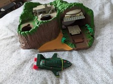 Thunderbirds Tracy Island Playset PLUS 2 FREE THUNDERBIRDS 2 TOYS!