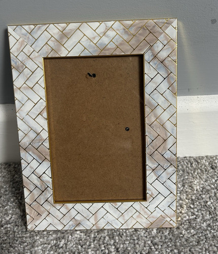 Picture frame - ,