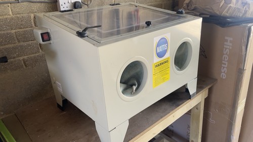 Mattis sand blasting - sand,