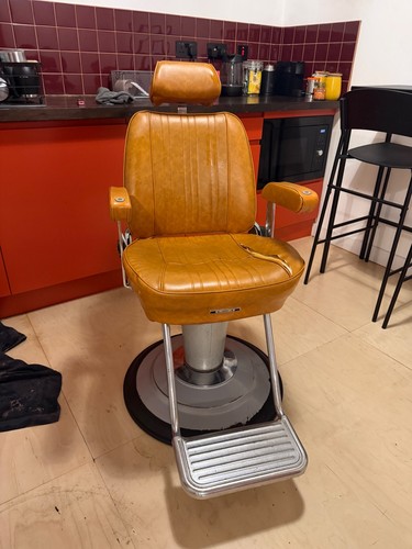 Takara belmont barber - belmont, chair