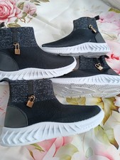 Girls  Shoe Bundle Toddler Size 10 (Twins)  New