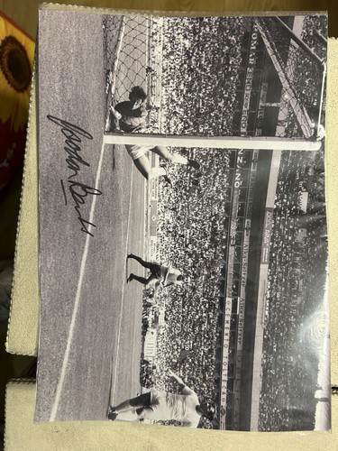 Gordon banks hand signed - hand, photo
