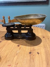 Salter from Staffordshire Vintage kitchen scales with 6 weights 