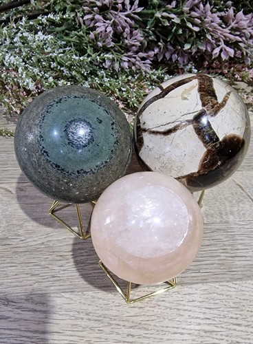 Crystal sphere bundle job lot - job,