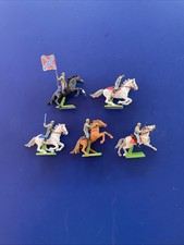 Britains Deetail American