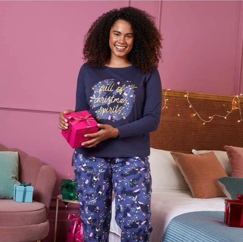 Avon winter spirit pjs pyjamas - pjs,