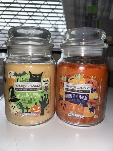 Pair yankee halloween - of,