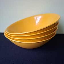 4 x  yellow Melaware Bowls