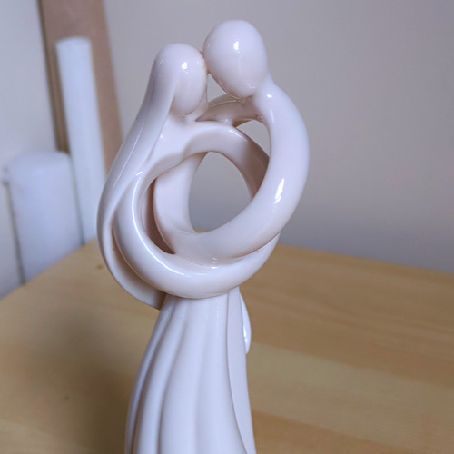 Circle love porcelain - love,