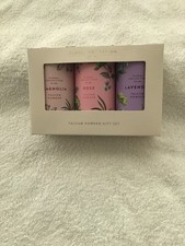 M & S FLORAL COLLECTION TALCUM