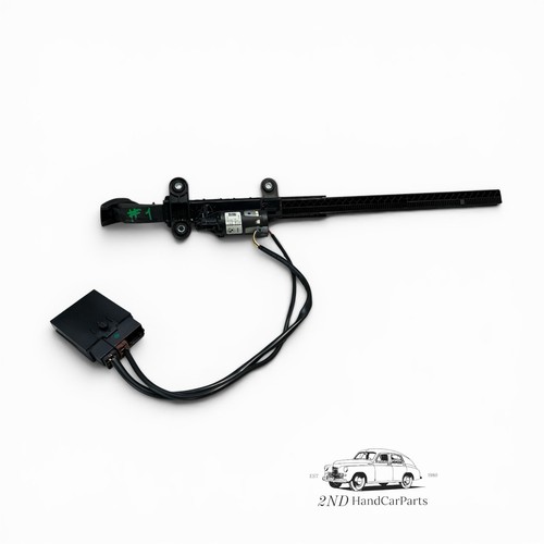 Bmw series f32 seat belt - bmw,