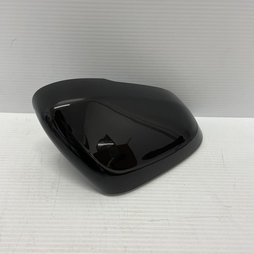 Genuine volvo wing - genuine,