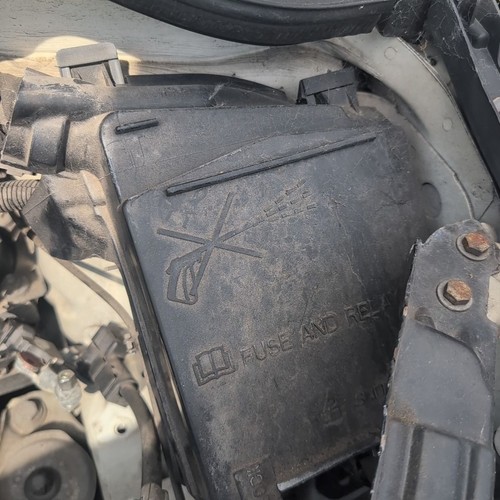 Ford studio 2008 2016 fuse - ka,