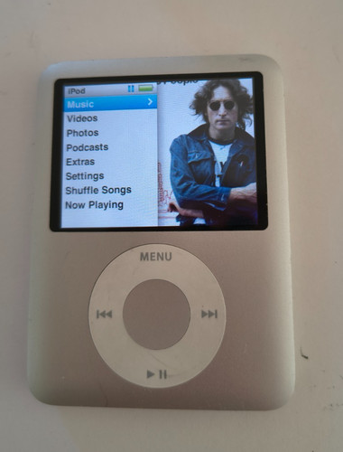 Ipod nano 3rd generation - ipod,