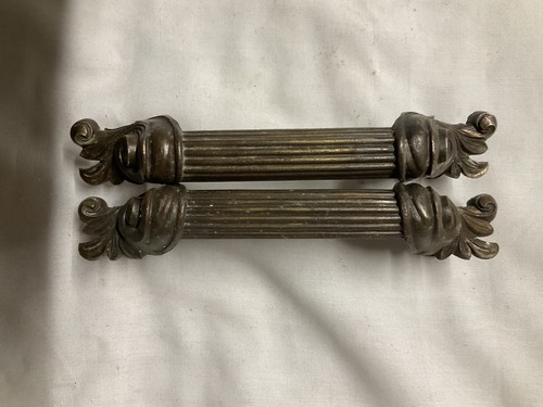 Antique style fluted column - style,
