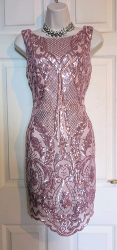 Bnwt beautiful goddiva pink - bnwt,