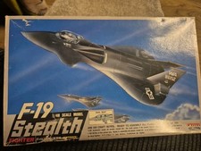 Arh Plastic Model  1/48 F_19 Stealth Fighter