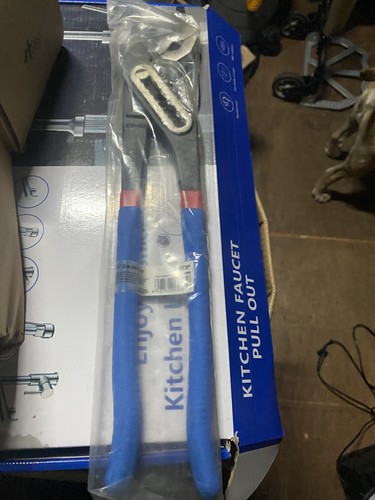 Water pump pliers box joint - water,