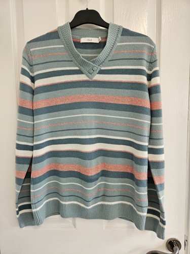 Gorgeous pastel striped jumper