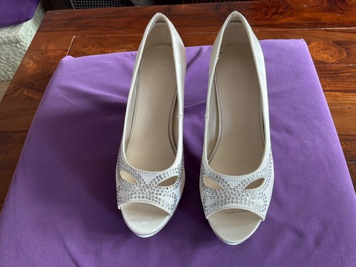 Heavenly soles ivory satin - ivory,