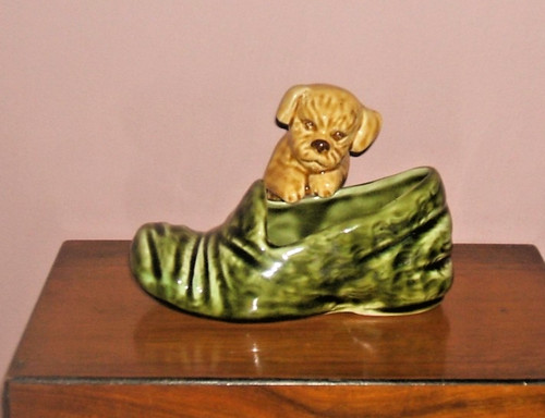 Sylvac puppy with - puppy,