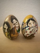 Khatun Pottery’s Hand