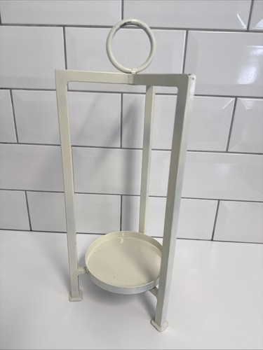 White metal open - white,