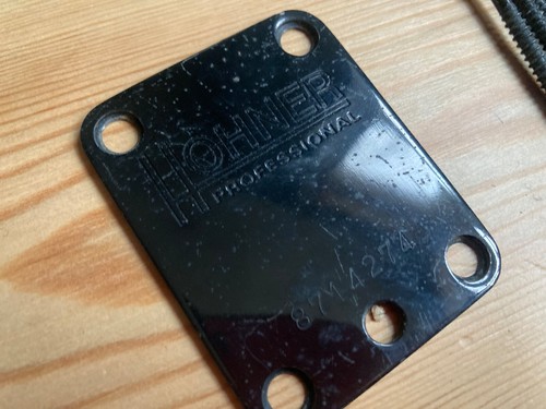 Hohner professional neck plate - professional,