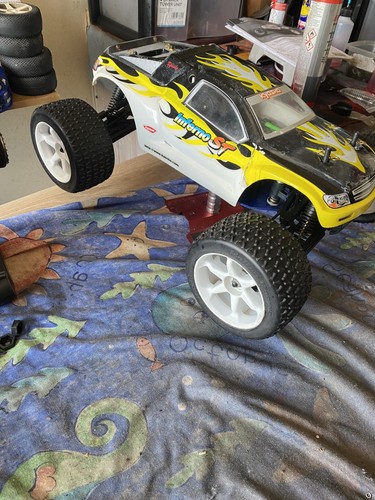Kyosho inferno truggy - kyosho,